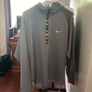 Nike Live Strong Pullover Jacket size xl